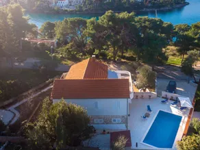 Ferienhaus mit privatem Pool, Grill und Garten - Image 4