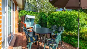 Holiday apartment with garden, barbeque & terrace - Image 4