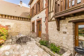 Gite with terrace, garden & BBQ - Image 3