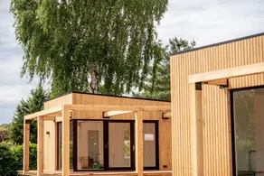Holiday home with garden, pool & terrace - Image 2