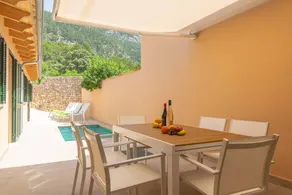 Family-oriented villa with garden, terrace & BBQ | Perfect for remote work - Image 4