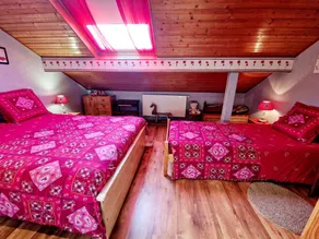 Family-friendly cottage with garden, terrace & BBQ | Mountain view | Dogs allowed - Image 5