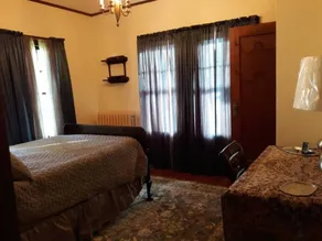 Harriott House, Terre Haute, IN (Spring Room - With Large Walk in Closet on Second Floor) - Image 5
