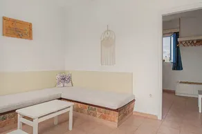 Flat with garden & pool | Garden view - Image 5