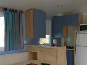 Mobile home with terrace & heated pool | Pet-friendly - Image 5