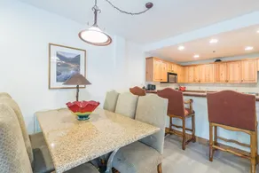 Agréable appartement en copropriété entièrement équipé avec sauna, piscine chauffée et jacuzzi | Vue montagne - Image 4