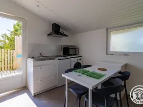 Cottage with barbeque - Image 3