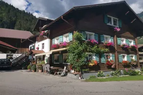 Holiday apartment with garden & barbeque | Nature view - Image 2
