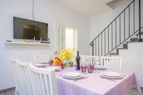 Chalet with terrace - Image 4