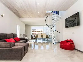 Holiday home with terrace, private pool & garden | Suitable for remote work - Image 5