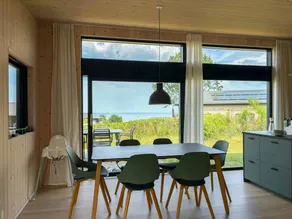 Casa adatta alle famiglie con giardino, sauna e terrazza | Vista sull'acqua | Ideale per lavorare da remoto - Image 3