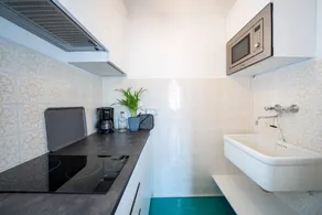 Flat | Water view | Pets allowed - Image 4