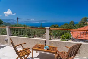 Fully equipped pleasant villa with barbecue, terrace & private pool - Image 2