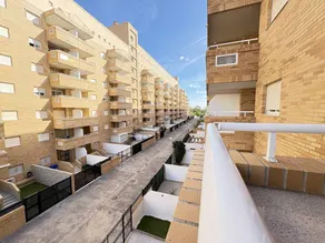 Flat with pool & terrace | Beach view - Image 2