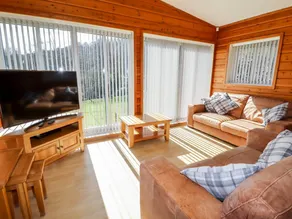 Casa rural apta para familias con jacuzzi y jardín | Se admiten mascotas - Image 3