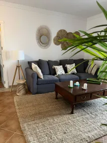 Voll ausgestattetes Apartment mit Terrasse und Pool | Meerblick | Nah am Strand | Perfekt für die Arbeit von Zuhause | Haustierfreundlich - Image 2
