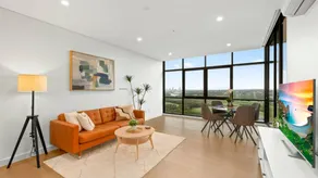 Flat with pool & terrace - Image 4
