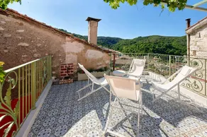 House with garden, hot tub & terrace | Mountain view | Good for workation - Image 5