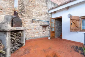 Holiday home with terrace & barbecue | Pets are welcome - Image 2