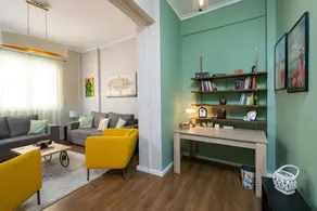 Apartment with terrace - Image 4