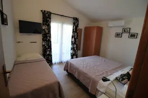 Flat with barbeque & garden | City view - Image 5