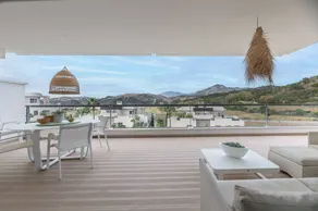 Appartement de vacances avec terrasse, jardin et piscine | Vue mer - Image 2