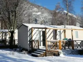 Family-oriented lovely chalet with terrace & heated pool | Mountain view | Dogs allowed - Image 4