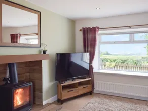Cottage with hot tub | Beach view - Image 3