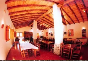 Albergue Lugares Comunes - Image 2