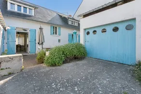 Holiday home with terrace, garden & BBQ | Garden view - Image 3
