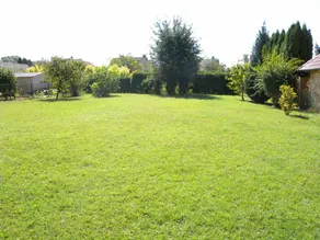 House with barbecue, terrace & garden - Image 4