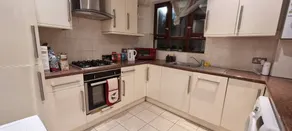 4 Bed Flat - Sleeps 12 - Pets - Wifi - Image 2