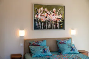 “Jamin” Room with Private Terrace, Wi-Fi, and Air Conditioning - Image 3