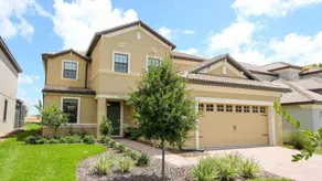Grande villa conviviale et familiale avec jacuzzi et piscine privée - Image 2