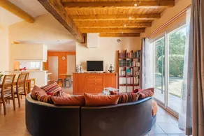 Villa con griglia, piscina privata e giardino | Vista sul giardino - Image 3