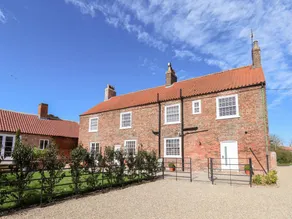 Child-friendly cottage with jacuzzi & garden | Pets are welcome - Image 2