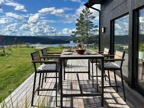 Nordic design cabin with a view over Lake Toke - Image 2