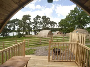 Holiday home with barbecue & terrace - Image 3