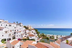 Voll ausgestattete Wohnung mit Terrasse und Pool | Meerblick | Neben dem Strand - Image 4