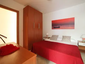 Appartement avec barbecue et jardin - Image 4