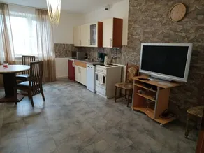Child-friendly apartment | City view - Image 5