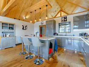 Cottage with garden & barbecue - Image 5