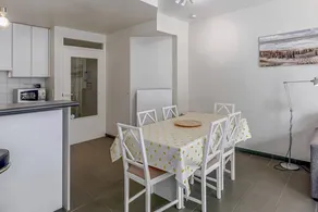 Nice apartment close to the sea and center - Image 2