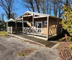 Chalet with terrace & sauna - Image 2