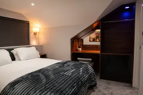 Annex, 2 Bed, Sleeps 4, Parking - Image 3