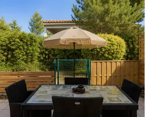Family-friendly house with pool | City view | Pets are welcome - Image 3