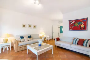 Child-friendly holiday apartment with garden, terrace & fast internet | City view | Beach nearby | Suitable for remote work - Image 5