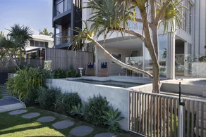 Ample holiday home with pool, garden & terrace | Water view - Image 3