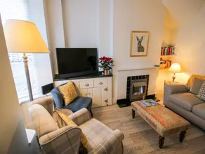 Fully equipped beautiful cottage with garden | Pets allowed - Image 3