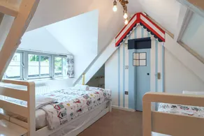 Children-friendly house with terrace & garden | Next to the beach | Pet-friendly - Image 4